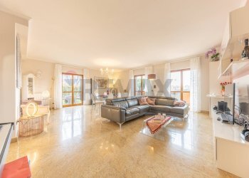 Soggiorno - Villa Via Formello
 
17 g, Monte Porzio Catone - foto 7