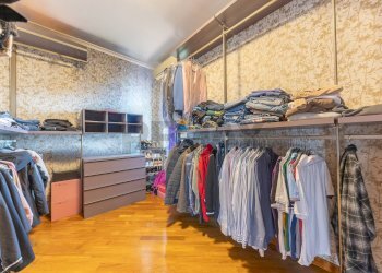 Cabina armadio - Villa Via Formello
 
17 g, Monte Porzio Catone - foto 28