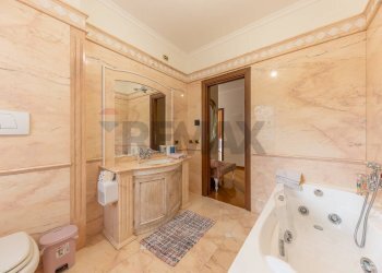 Bagno - Villa Via Formello
 
17 g, Monte Porzio Catone - foto 47