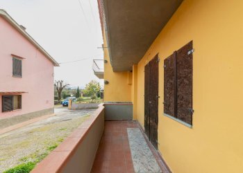 Balcone - Apartment VIA LA STECCATA
 
15, Terranuova Bracciolini - photo 32