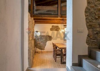 Scale - Three-room apartment via Vecchia, Berbenno di Valtellina - photo 7