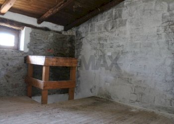 Stanza vuota - Three-room apartment via Vecchia, Berbenno di Valtellina - photo 13