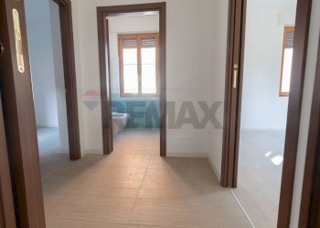 Hall / corridoio - Trilocale Via Carlo Porta, Bovisio-Masciago - foto 7