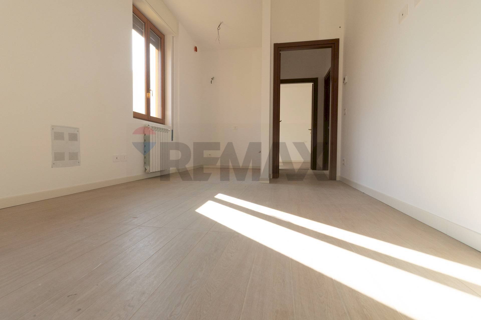 Stanza vuota - Bilocale Via Carlo Porta, Bovisio-Masciago - foto 3