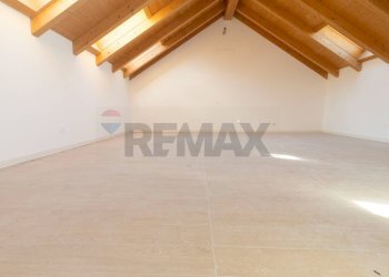 Stanza vuota - Monolocale Via Carlo Porta, Bovisio-Masciago - foto 6