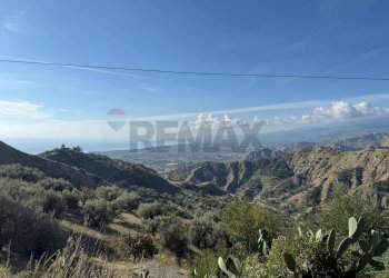 Vista delle montagne - Rustic Contrada Grimaudo
 
s.n.c, Castelmola - photo 4