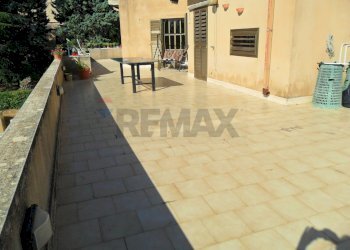 Terrazza - Casa semi indipendente Via Degli Ulivi
 
21, Caltanissetta - foto 12