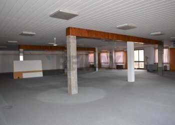 Parcheggio - Casa indipendente Via Gramsci
 
30, Sermide e Felonica - foto 11