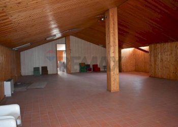 Parcheggio - Casa indipendente Via Gramsci
 
30, Sermide e Felonica - foto 13