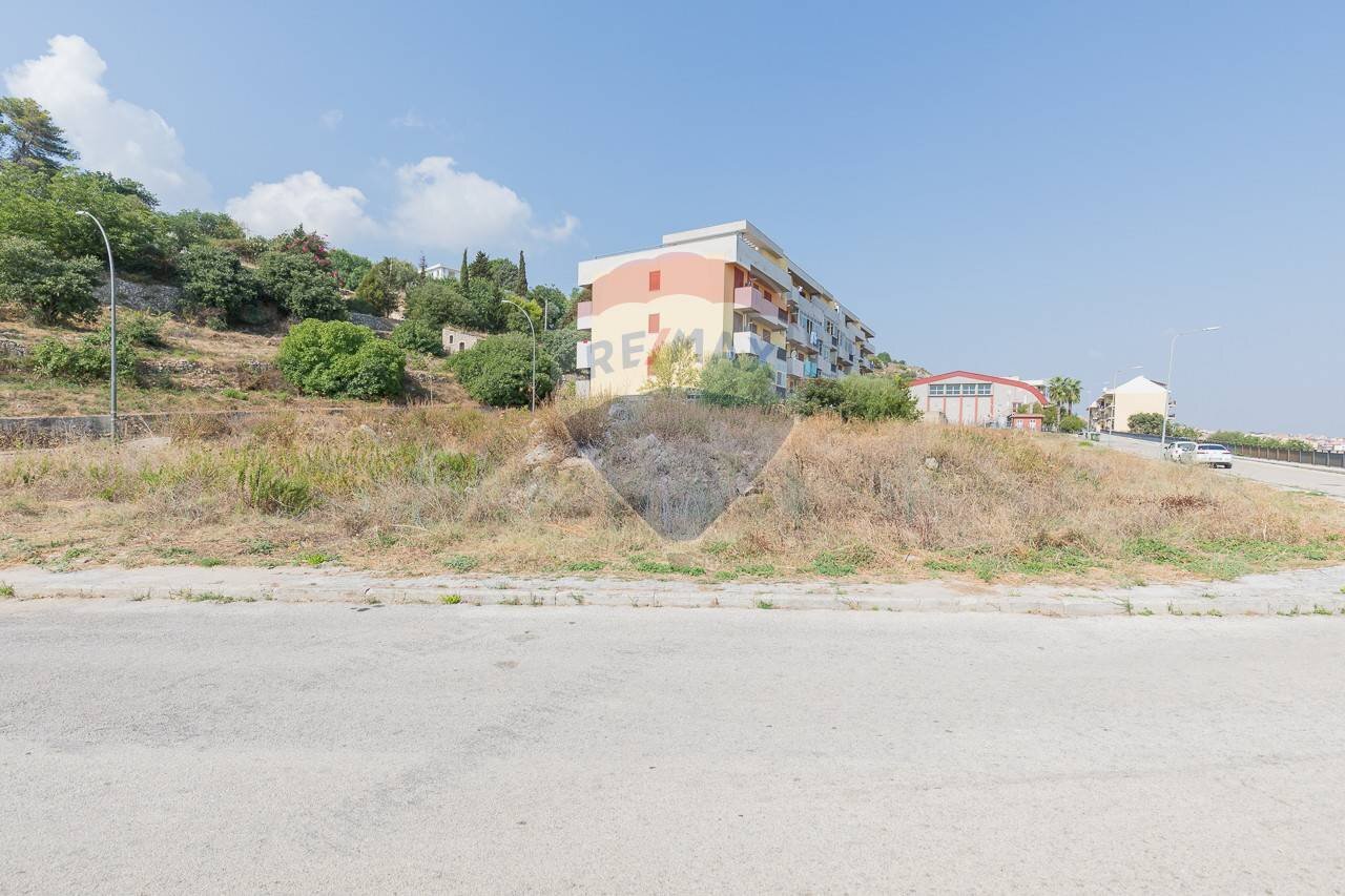 Edificio all\'aperto - Terreno edificabile via Gorizia
 
snc, Melilli - foto 3