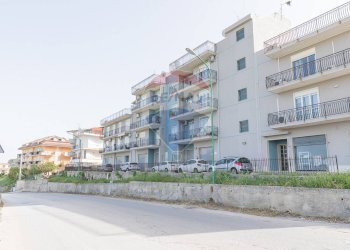 Edificio all\'aperto - Commercial Premises via Monsignor Giardina
 
11/13, Melilli - photo 28