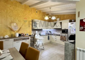 Sala da pranzo - Casa indipendente Via dell'immacolata
 
55, Priolo Gargallo - foto 10