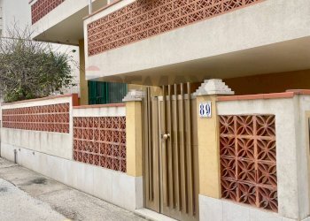 Edificio all\'aperto - Trilocale viale lido
 
89, Pachino - foto 1