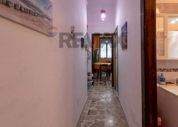 Hall / corridoio - Three-room apartment viale lido
 
89, Pachino - photo 12