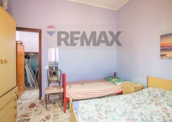Camera / camera da letto - Three-room apartment viale lido
 
89, Pachino - photo 19