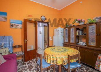 Sala da pranzo - Three-room apartment viale lido
 
89, Pachino - photo 22