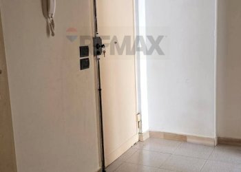 Stanza vuota - Quadrilocale VIA MONTEFORTE
 
42, Siracusa - foto 22