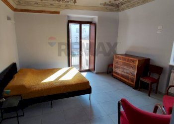 Camera / camera da letto - Two-room apartment Via Caserma Angelini, L'Aquila - photo 9