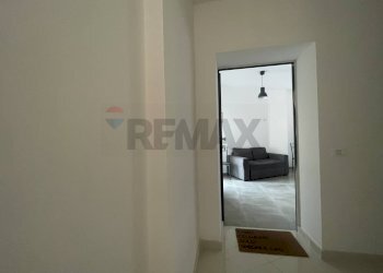 Hall / corridoio - Bilocale Piazza della Lauretana, L'Aquila - foto 3