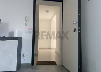 Hall / corridoio - Bilocale Piazza della Lauretana, L'Aquila - foto 4