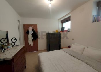 Camera / camera da letto - Independent house Poggio Picenze - photo 10