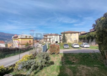 Edificio all\'aperto - Independent house Poggio Picenze - photo 14
