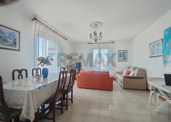 Sala da pranzo - Independent house Poggio Picenze - photo 31