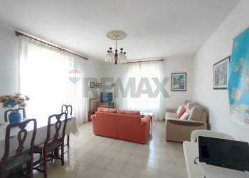 Sala da pranzo - Independent house Poggio Picenze - photo 33