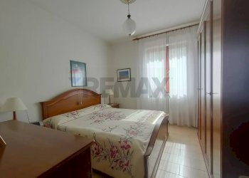 Camera / camera da letto - Independent house Poggio Picenze - photo 38