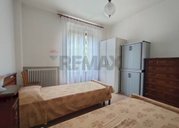 Camera / camera da letto - Independent house Poggio Picenze - photo 43