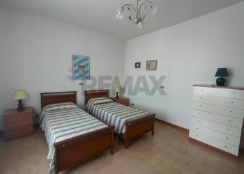 Camera / camera da letto - Independent house Poggio Picenze - photo 44