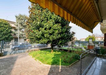 Balcone - Independent house VIA SAN ROCCO
 
5, Levate - photo 24