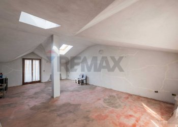 Stanza vuota - Villa VIA SAN ROCCO
 
5, Levate - photo 20