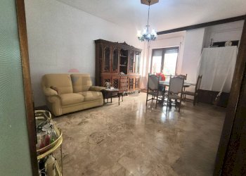 Sala da pranzo - Apartment Via Del Circuito
 
57, Pescara - photo 2