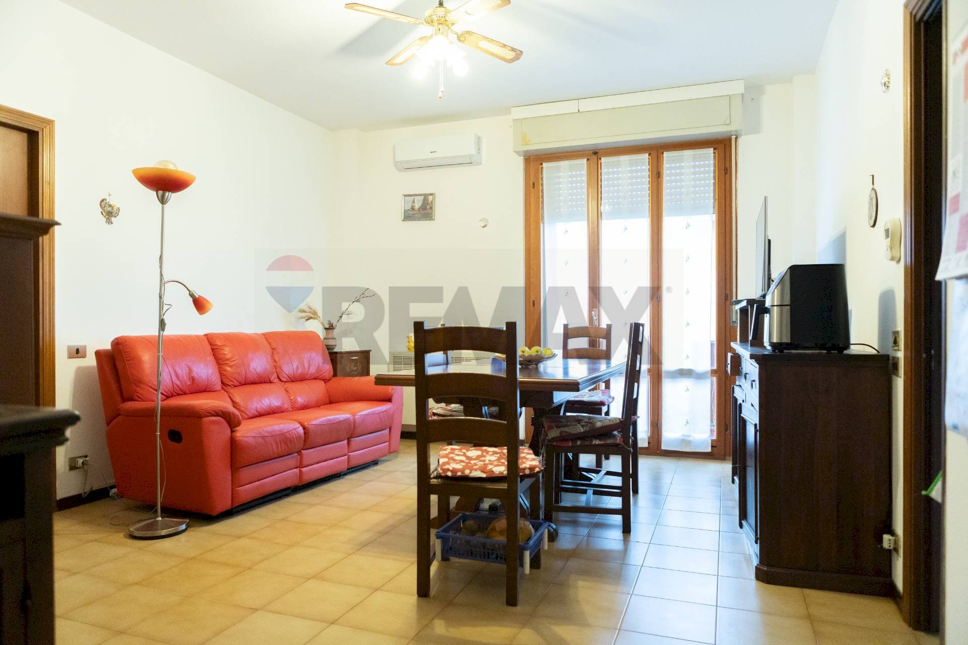Sala da pranzo - Trilocale Largo 2 Querce
 
1, Monsano - foto 1