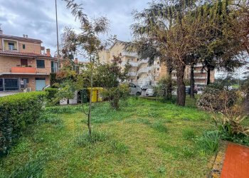 Giardino - Trilocale Largo 2 Querce
 
1, Monsano - foto 30