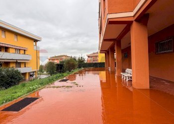 Edificio all\'aperto - Trilocale Largo 2 Querce
 
1, Monsano - foto 31