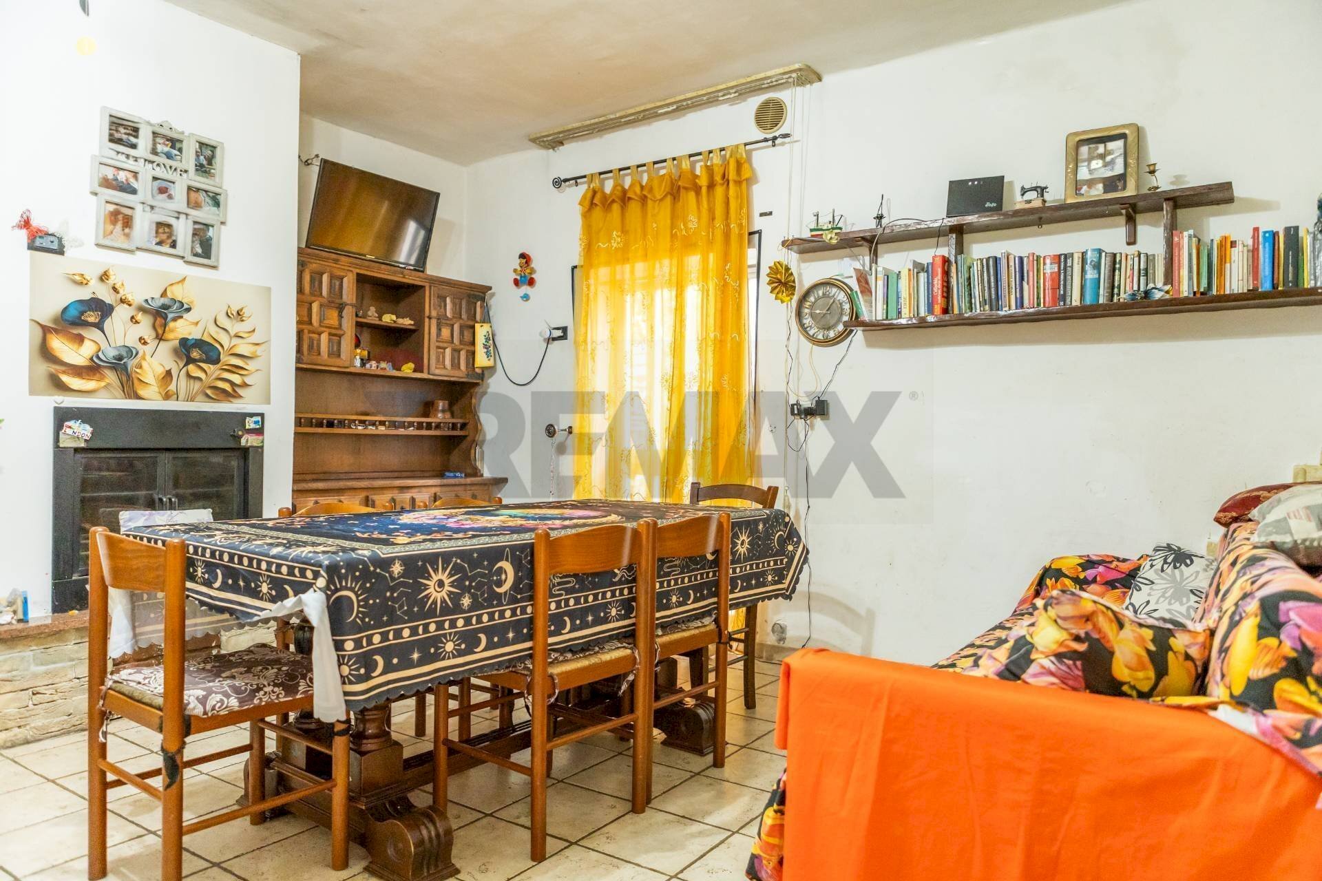 Sala da pranzo - Casa semi indipendente Via Piave
 
190, Santa Maria Nuova - foto 2