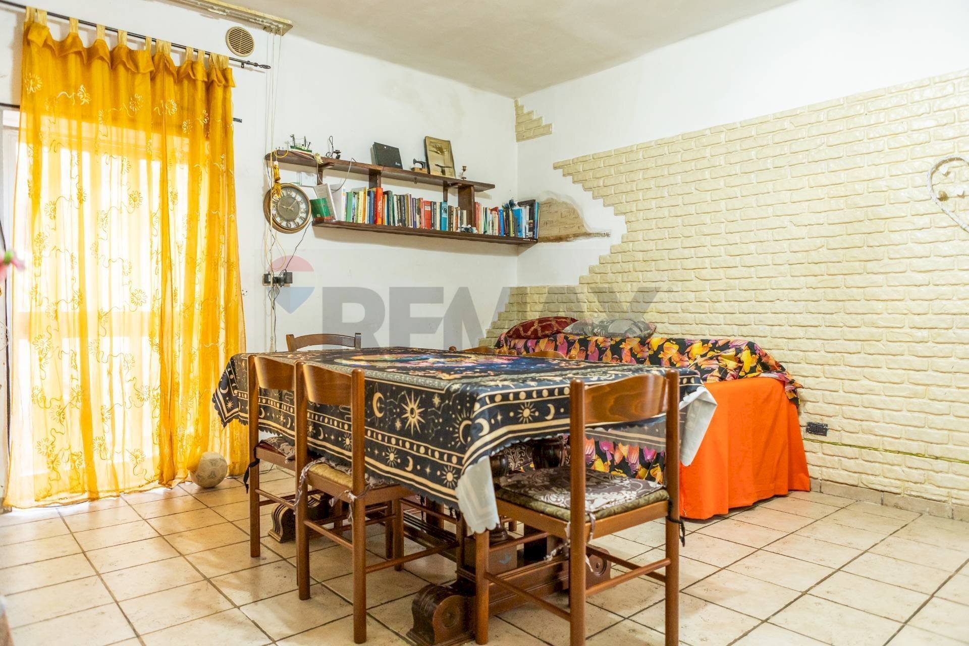 Sala da pranzo - Casa semi indipendente Via Piave
 
190, Santa Maria Nuova - foto 3
