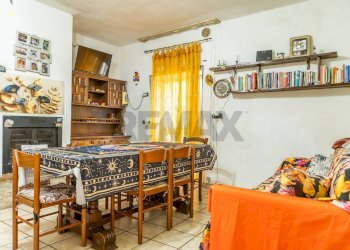 Sala da pranzo - Casa semi indipendente Via Piave
 
190, Santa Maria Nuova - foto 2