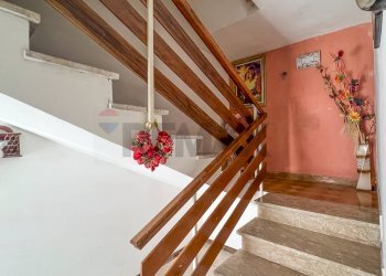 Scale - Casa semi indipendente Via Piave
 
190, Santa Maria Nuova - foto 19