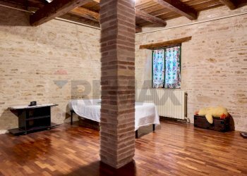 Camera / camera da letto - Rustic Ancona - photo 26