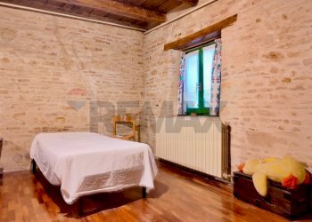 Camera / camera da letto - Rustic Ancona - photo 28