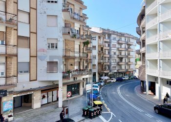 Edificio all\'aperto - Ufficio Ancona - foto 2