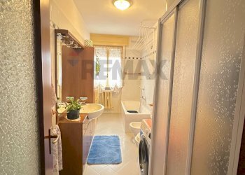 Bagno - Four-room apartment VIA MULINO VECCHIO
 
43, Cerano - photo 6