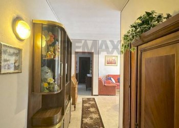 Hall / corridoio - Four-room apartment VIA MULINO VECCHIO
 
43, Cerano - photo 7