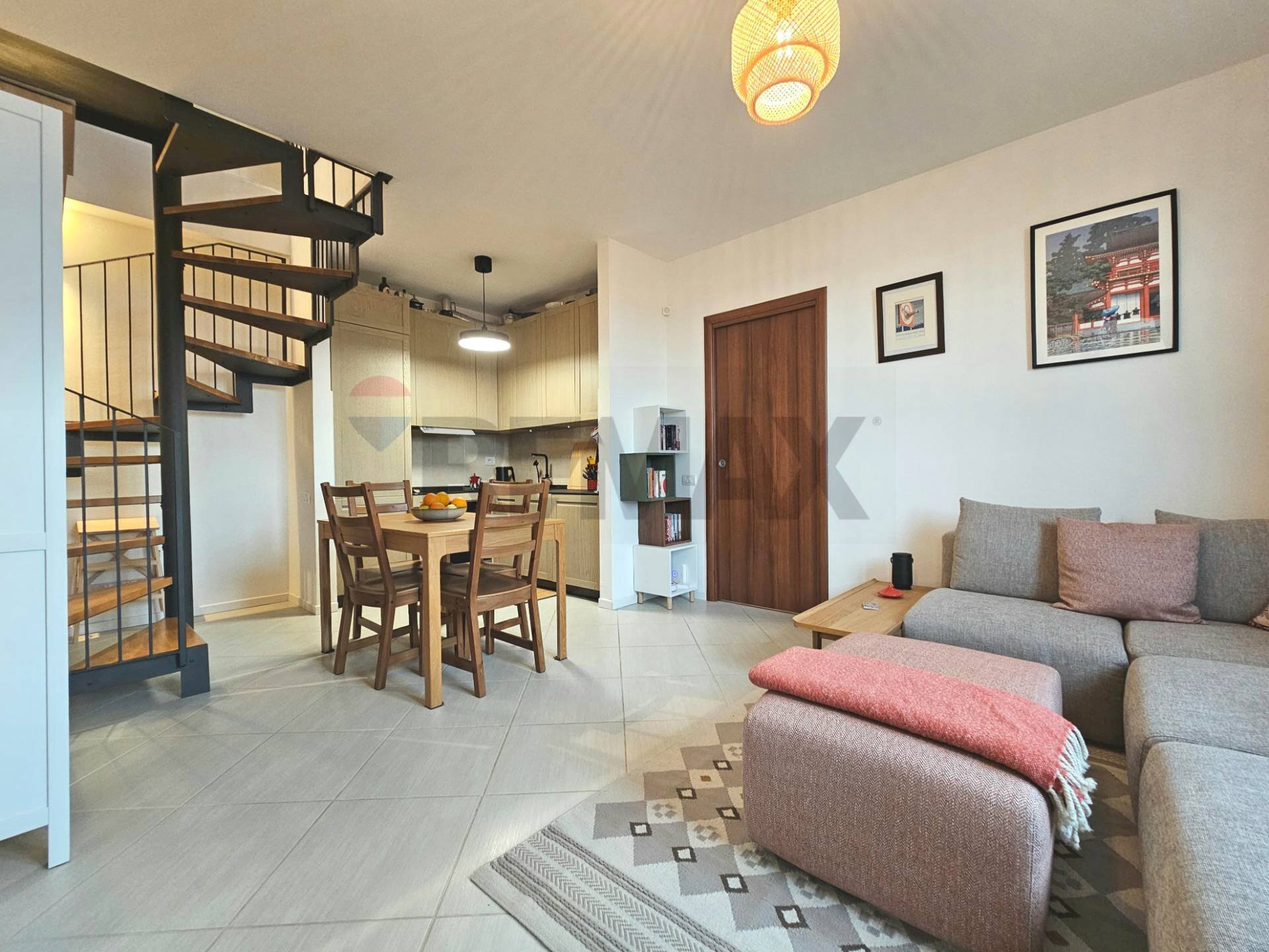 Sala da pranzo - Trilocale Via principale
 
23, Borgarello - foto 1