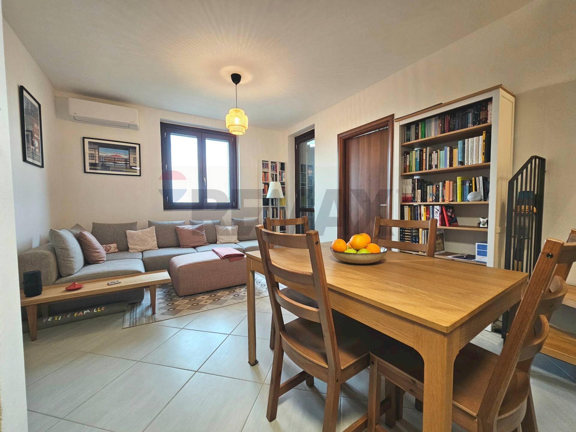 Sala da pranzo - Three-room apartment Via principale
 
23, Borgarello - photo 1