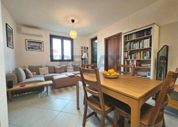 Sala da pranzo - Trilocale Via principale
 
23, Borgarello - foto 4