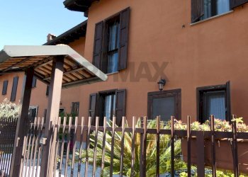 Casa all\'aperto - Terraced Villa via cadorna
 
16, Zinasco - photo 1